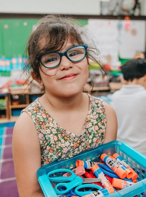 _girl with glasses