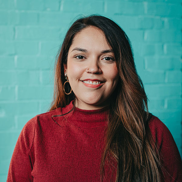 Karen-Ferreira Karen-Ferreira